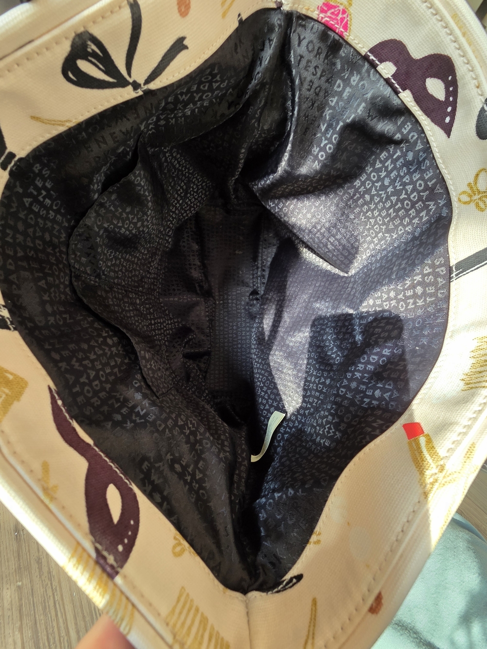 Kate Spade New York "Hop To It" Bon Shopper tote - Picture 6 of 9